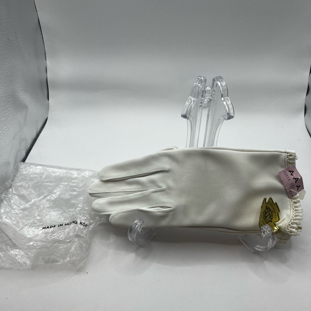Vintage But New! White Max Mayer’s Gloves, Hong Kong Size large 7.5-8.5 With Bag
